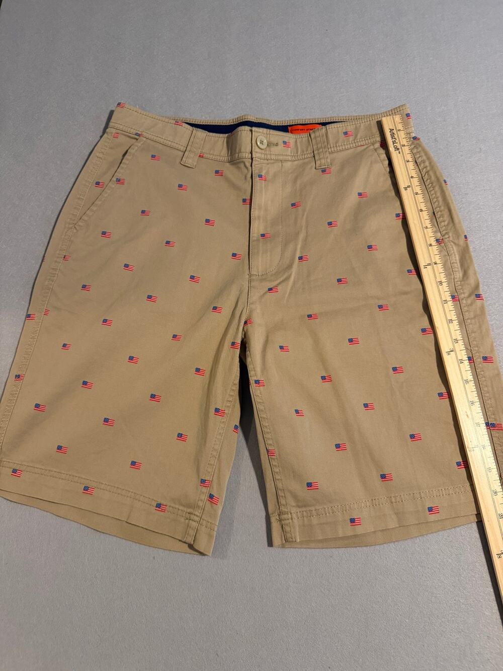St. John’s Bay Mens 34 Khaki American Flag Comfort Stretch Chino Shorts USA